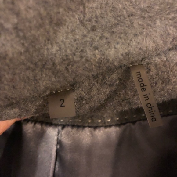 Size 2 Calvin Klein Gray Coat 63% Wool - Picture 8 of 8